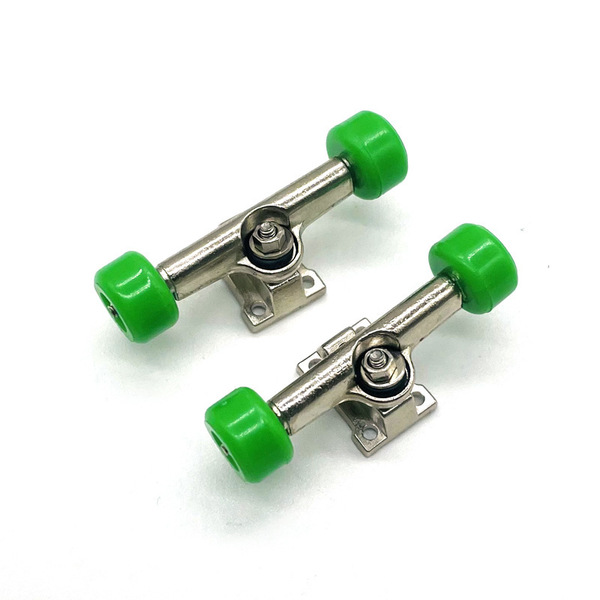 Skateboard for finger