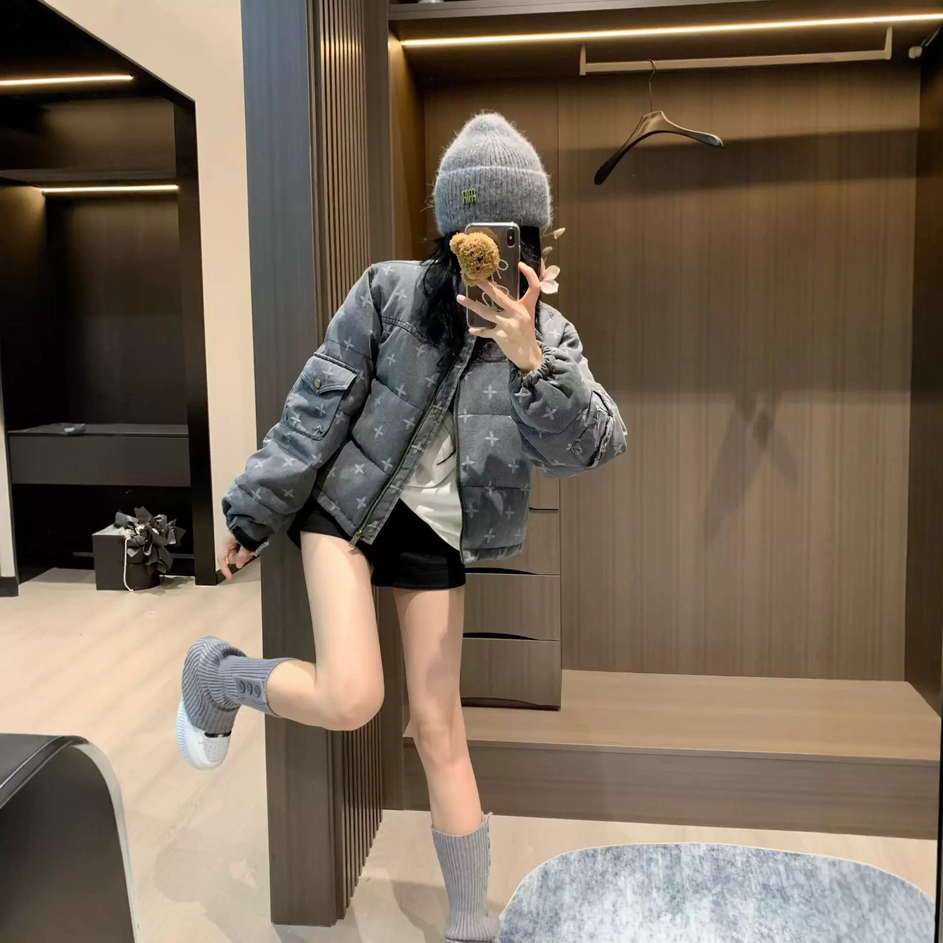 高品质~灰色牛仔提花短款羽绒服女冬季2025新款小个子面包服外套