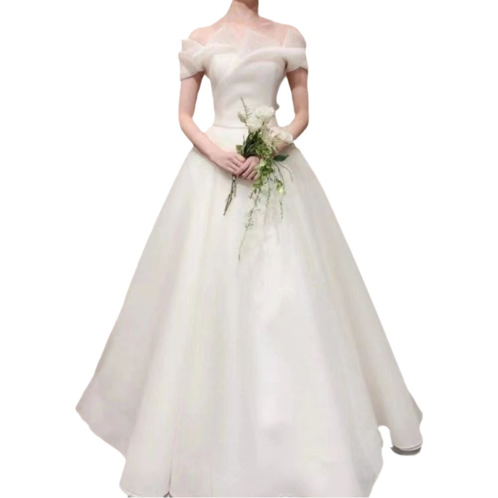 Vestido de novia estilo francés 2026, nuevo vestido de novia ligero para novias, estilo vintage Hepburn, vestido transparente adelgazante para dar la bienvenida a los invitados y salir a la calle.