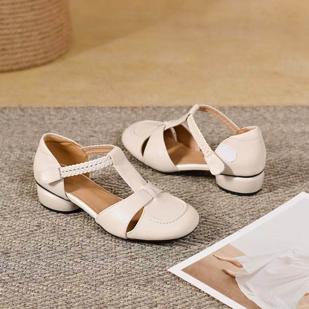 Dép sandal nữ da thật mũi tròn quai chữ V gót thấp chống trượt — màu be chi tiết 8