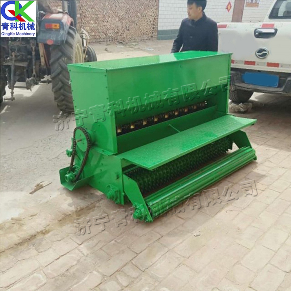 草坪播种机  苜蓿播种设备  拖拉机牵引式草籽播种机