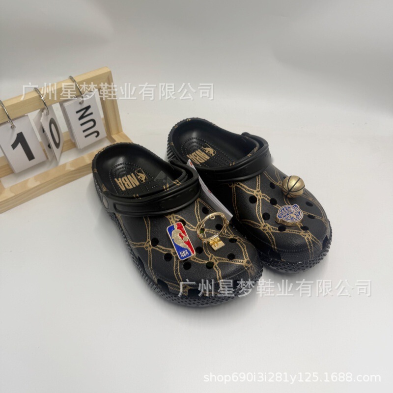 26 New Models of Nba Basketball Black and Gold Adult Perforated Shoes, Non-Slip Breathable Eva Shoes, Wholesale Sandals, Beach Shoes, Slippers