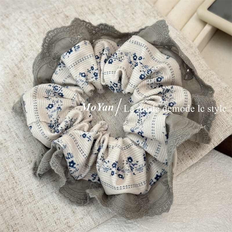 꽃무늬 그레이 레이스