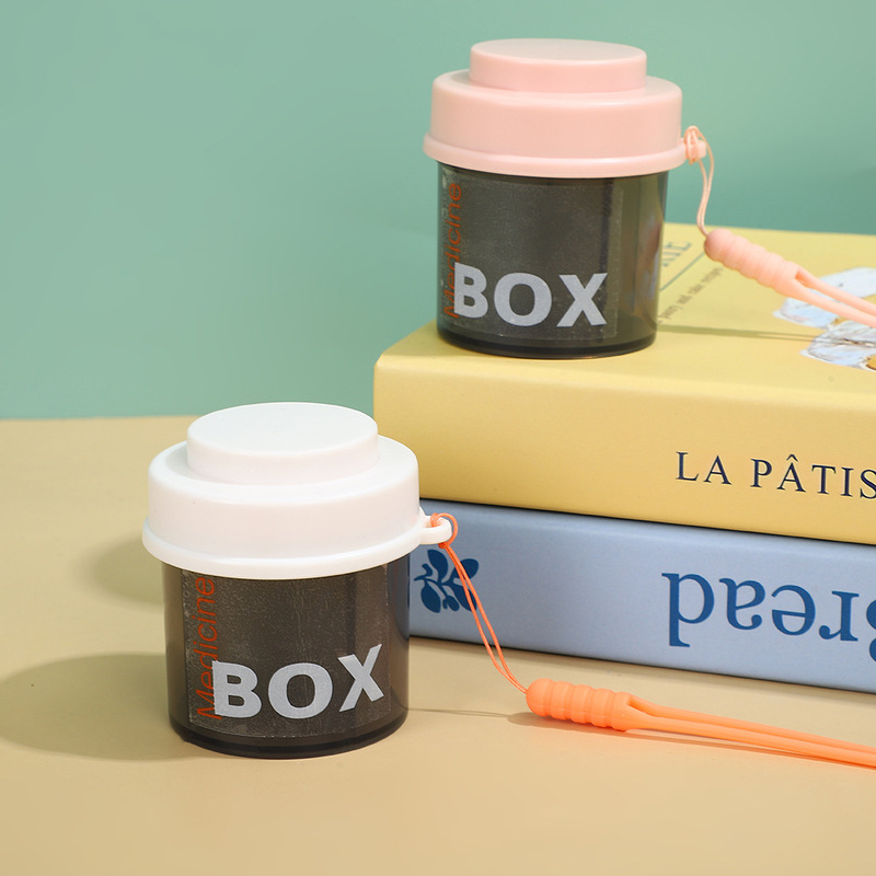 Medicine Dispensing Box, Portable Health Care Compartment, Food-Grade Sealed Medicine Dispensing Bottle, Hangable