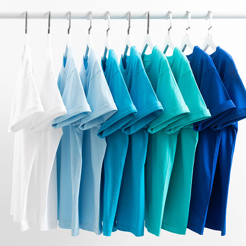 We Are Serious about T-Shirts! 200g Heavyweight Cotton Short-Sleeve Top in a Fresh and Simple Style for Both Men and Women