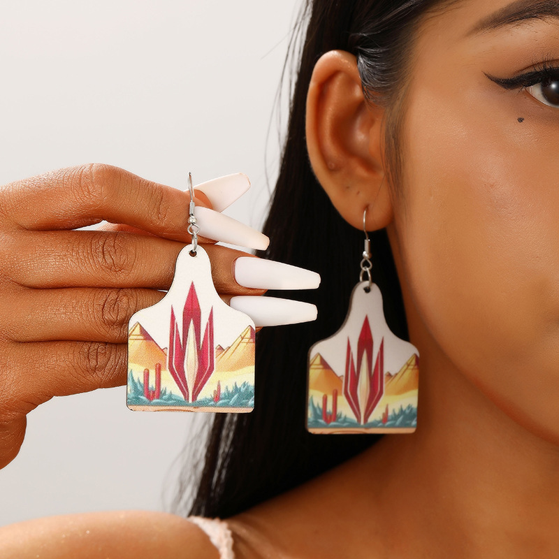 Cappello da cowboy in stile sportivo pastorale occidentale, dipinto di paesaggio di cactus, orecchini in legno acrilico da donna_voghion.com