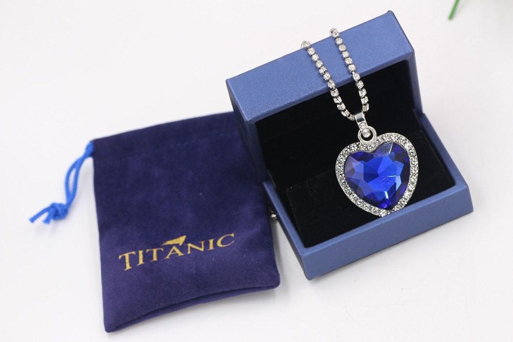 2023 New Ocean Heart Blue Collana da donna alla moda Titanic Ciondolo di fascia alta_voghion.com