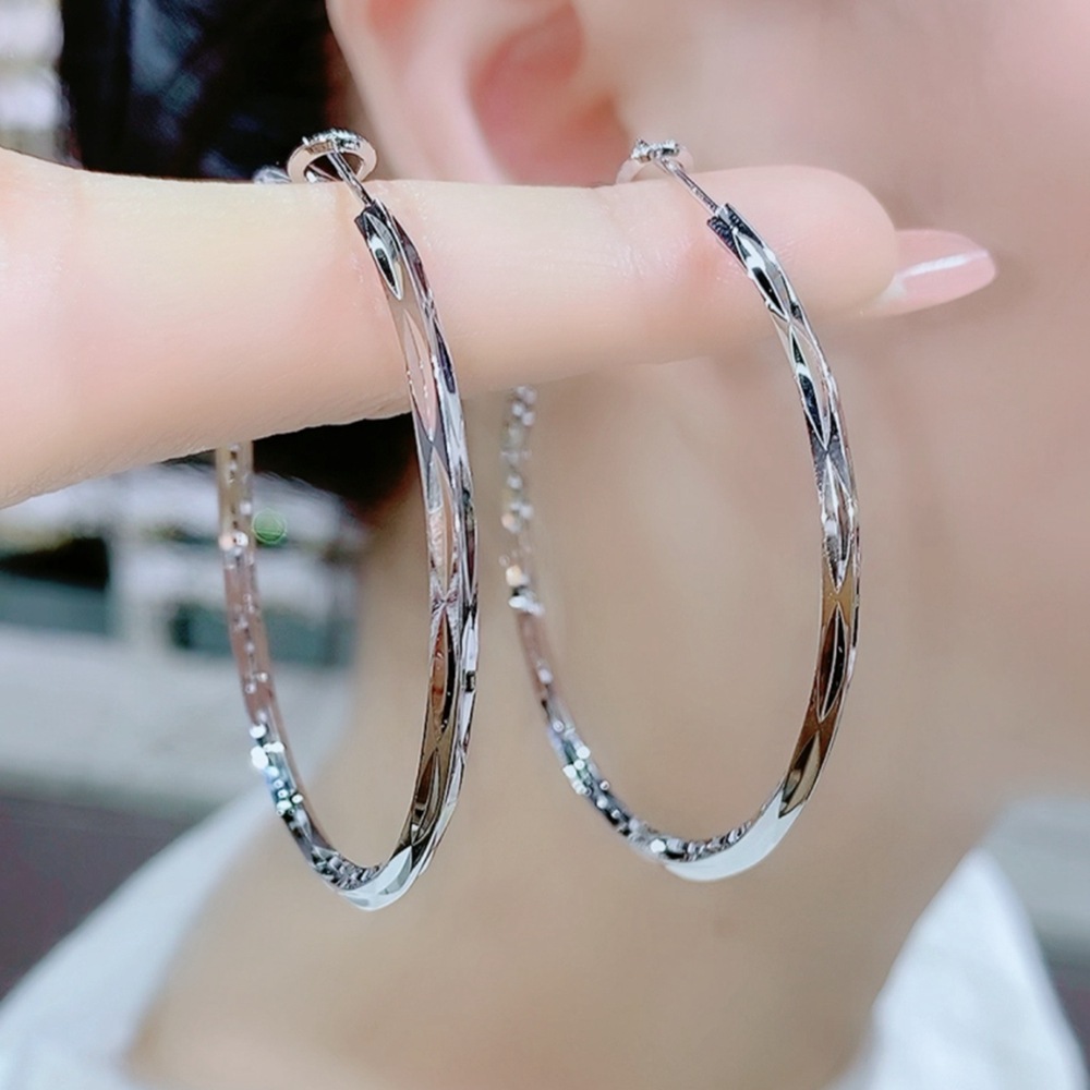 Hoop Earrings Diamond Pattern Smoothed Ear Ring 2021 New Fashion Non-fading 925 Silver Needle European and American Style Exaggerated Earrings
