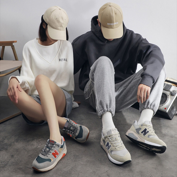 Classic sports casual breathable retro sneakers for leisure