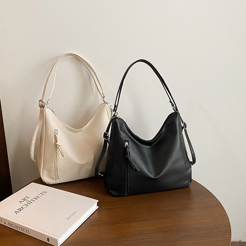2025 primavera nuevo estilo estilo occidental mochila de gran capacidad tendencia de la moda textura casual bolso de mensajero de un solo hombro para mujer