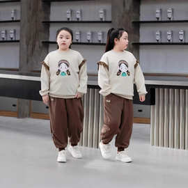 春装套装加肥加大2026新款中大童装胖女孩运动卫衣两件套薄