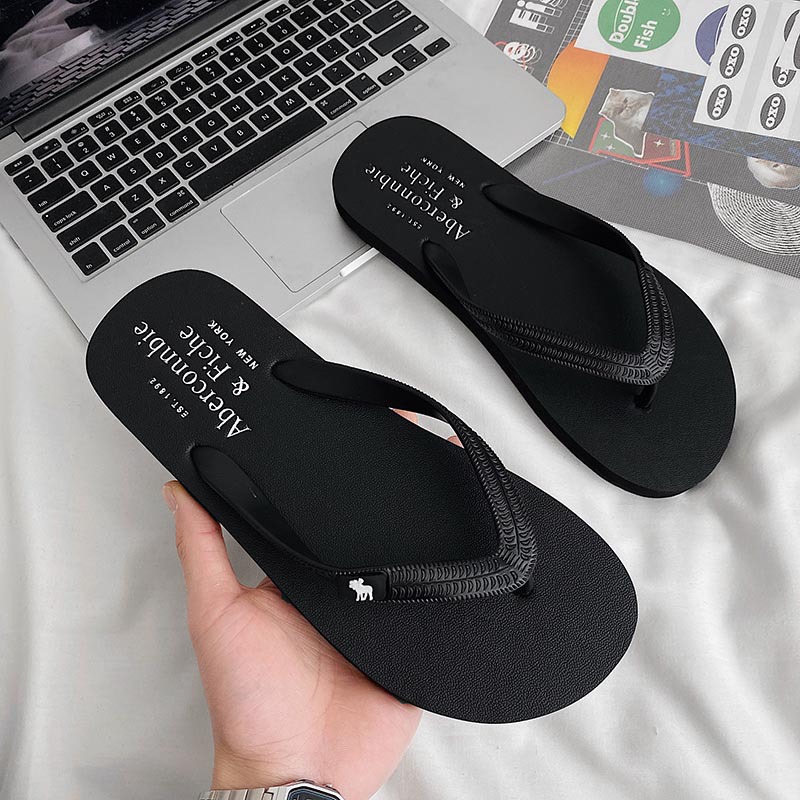 Tongs homme simples et décontractées pour plage et vacances_voghion.com