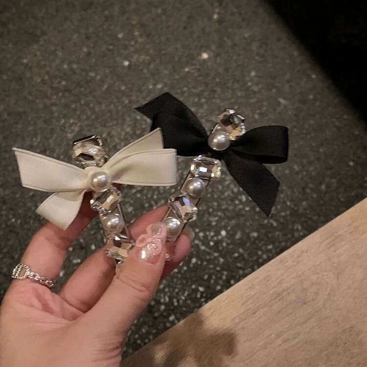 Niche Design Bow Pearl Rhinestone One-character Clip Hairpin Preface Air Bangs Clip Light Luxury Advanced Side Clip Niche Design Bow Pearl Rhinestone One-character Clip Hairpin Preface Air Bangs Clip Light Luxury Advanced Side Clip