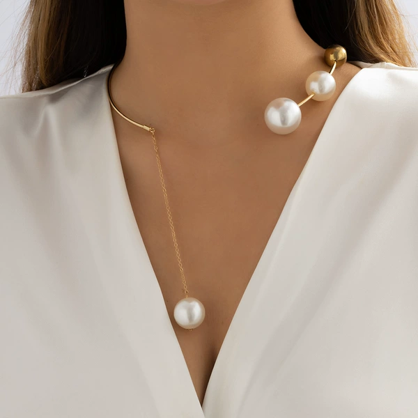 Golden necklace 5116