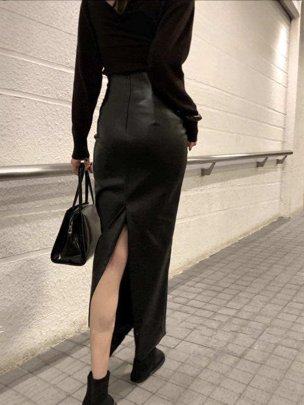 秋冬2025新款黑色复古皮裙半身裙女高腰显瘦气质开叉包臀裙中长款|undefined