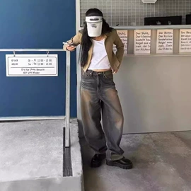 女式牛仔裤;吊带背心;时尚休闲套装