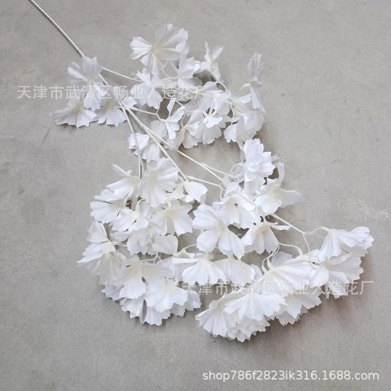Flores artificiales blancas al por mayor para bodas, decoraciones de flores falsas, accesorios para techos de hoteles, flores artificiales blancas para celebraciones de bodas en salones de boda. image 36