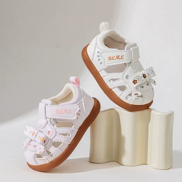 Children's Sandals 2026 Summer Girls' Sandals Outdoor Beach Shoes Little Girls Princess Shoes New Toddler Sandals