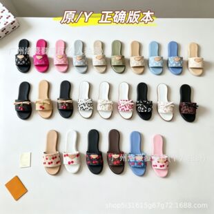 ���Q�羳��Ʒ�|ţ�в�����һ����Ů2026�ļ��⴩�ٴ�ɳ��ƽ����Ь