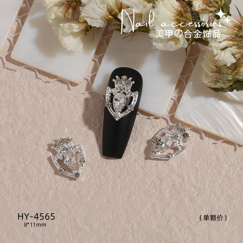 Transfronterizo nueva manicura mariposa plata metal aleación plana estilo japonés Internet celebridad rhinestone DIY accesorios joyería al por mayor