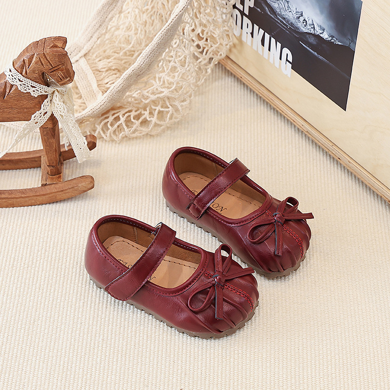 Zapatos casuales de moda de niñas versátiles 2026 verano nuevos zapatos de arco para niños zapatos de Lefour pequeños zapatos de cuero suaves fragrantes image 8