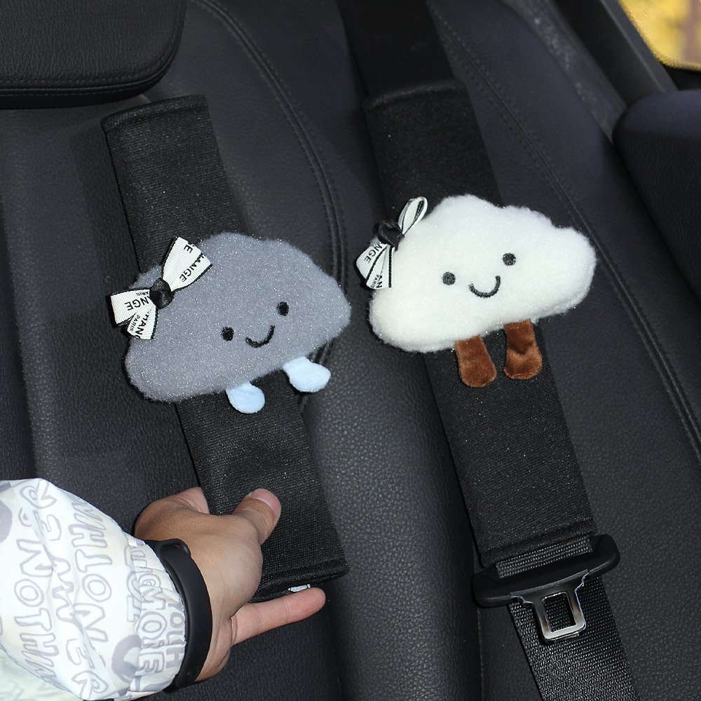 Car Seat Belt Shoulder Cover, Universal for All Seasons, Creative Little Cloud, Suitable for Tesla Interior Decorations for Girls