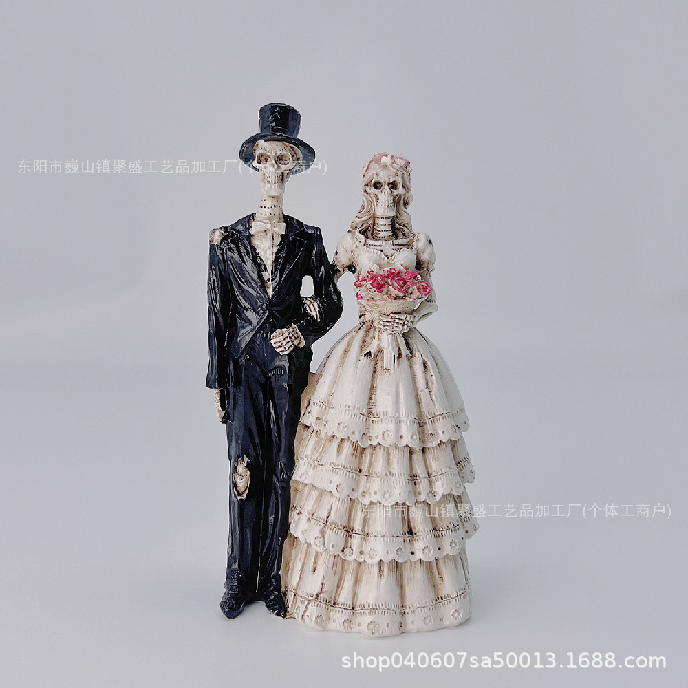 Retro nuevos productos de Halloween esqueletos parejas de resina adornos de escritorio para el hogar entrada jardín y otros regalos decorativos