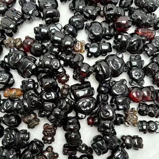Shenzhen Songgang Factory Outlet Exquisite Amber Beeswax Natural Blood Pepper Bear Pendant Any Match