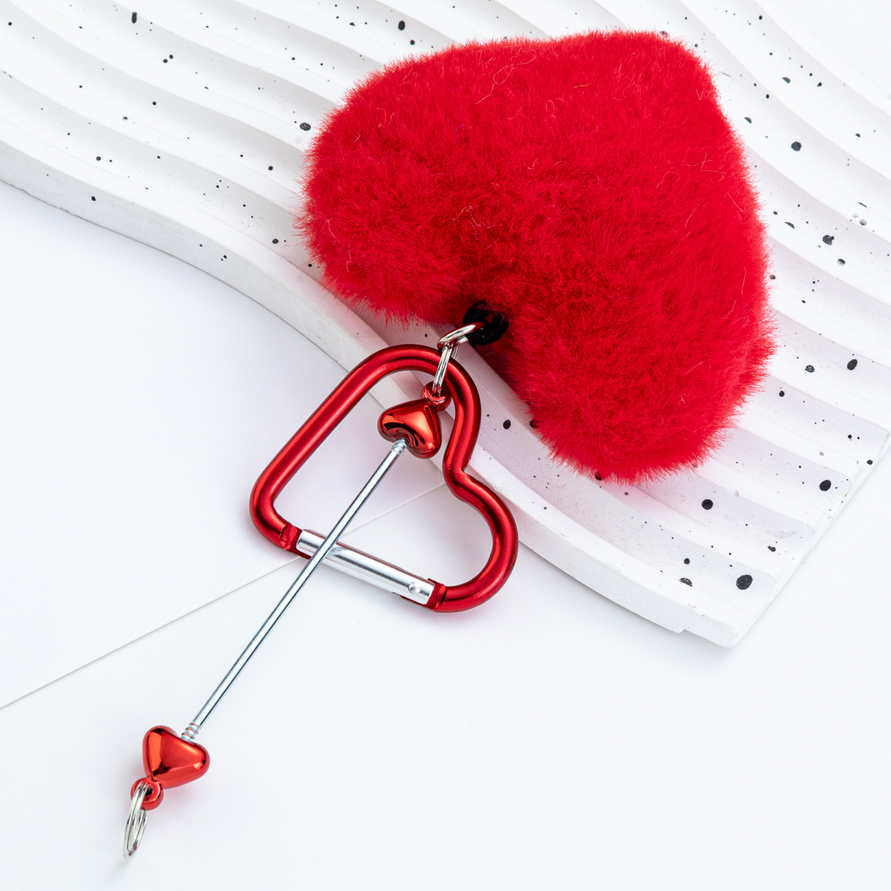 DIY cuentas amor botón de montaña colgante de peluche colgante botón de montaña botón de amor multicolor botón de bola de lana botón de montaña