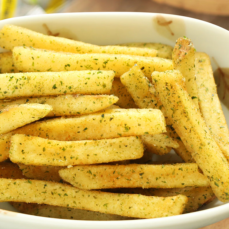 日本のブランド「カルビー」三兄弟ポテトチップス75g、膨化スナック、新年ギフト、カルビー北海道ポテトチップス