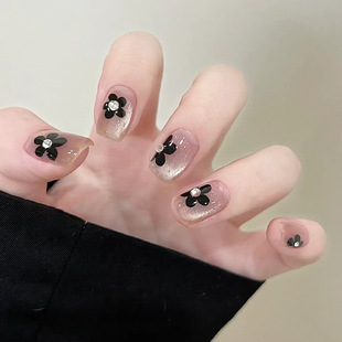 Little Red Book Explosions Black Flower Diamond Cat's Eye Short Nail Patch Wear Nail Sweet Cool Girl Fake Nail Pieces