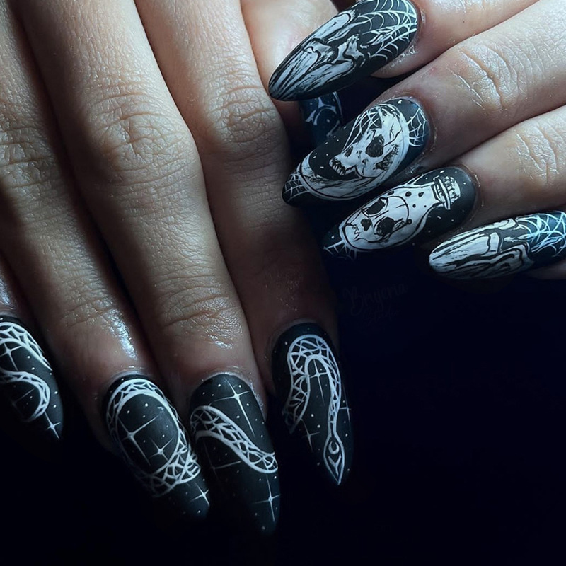 Cross-border black matte texture almond nail Wansheng skull fake nail finished product wear nail holiday manicure wholesale na