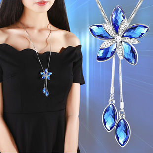 European and American style necklace women's versatile long sweater chain high-end light luxury niche versatile tassel autumn and winter clothing accessories
