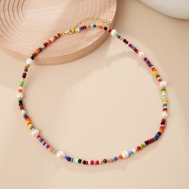 Retro necklace from pearl handmade