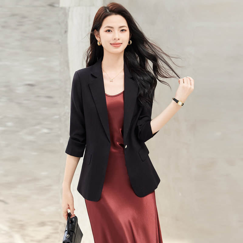 Commuter Style Three-Quarter Sleeve Blazer for Women 2026 Spring New Slim Fit Professional Top Korean Style Simple Small Blazer