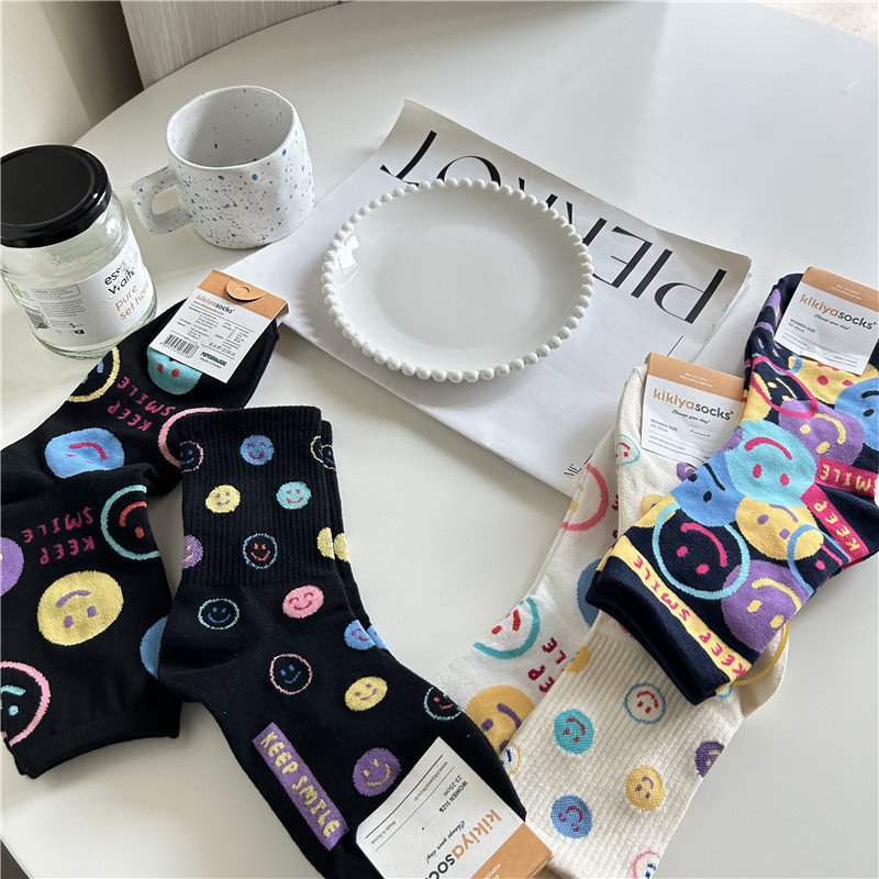South Korea imported kikiyasocks spring, autumn and winter fashion smiley women's mid-calf cotton socks W-C-246