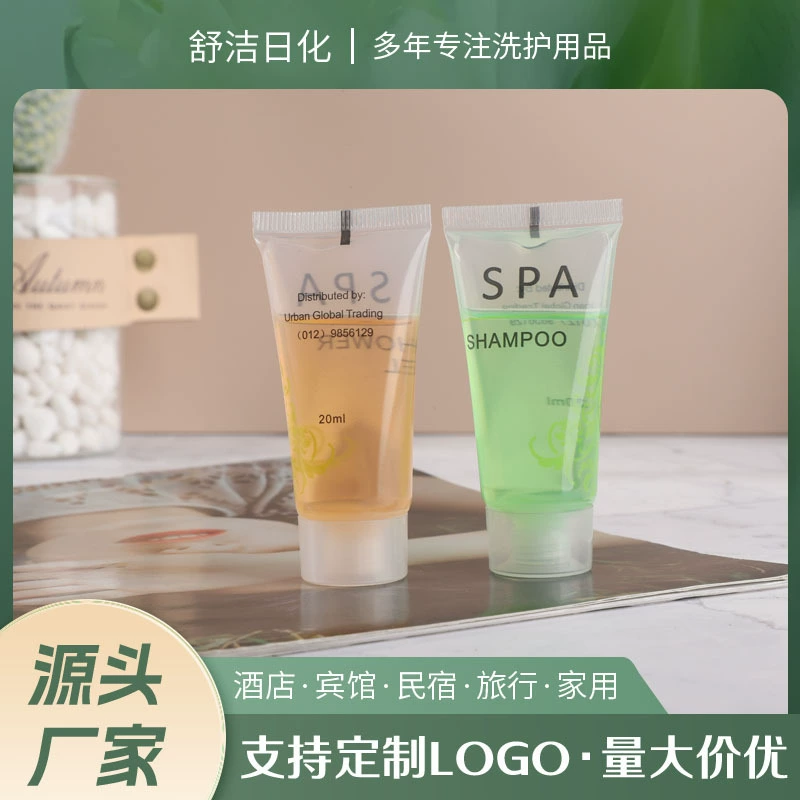 Одноразовые туалетные принадлежности для звездных отелей: шампунь, кондиционер, гель для душа. Товары для гостиниц типа B&B.