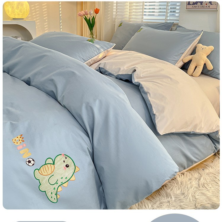 2025 nueva cama de algodón de dibujos animados de cuatro piezas funda de edredón de algodón sábana dormitorio juego de cama de tres piezas