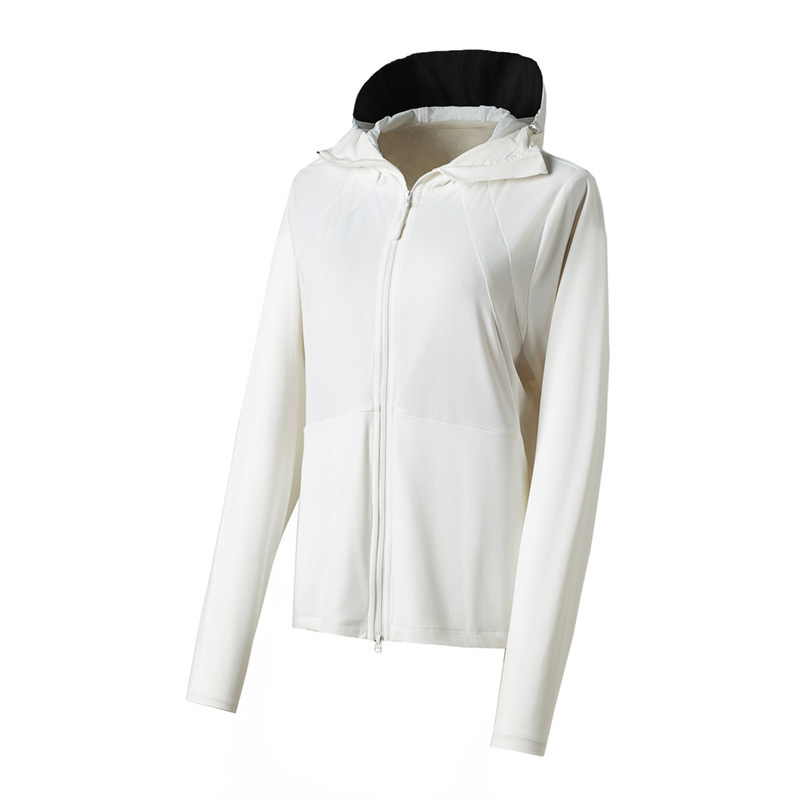 크림 같은 흰색