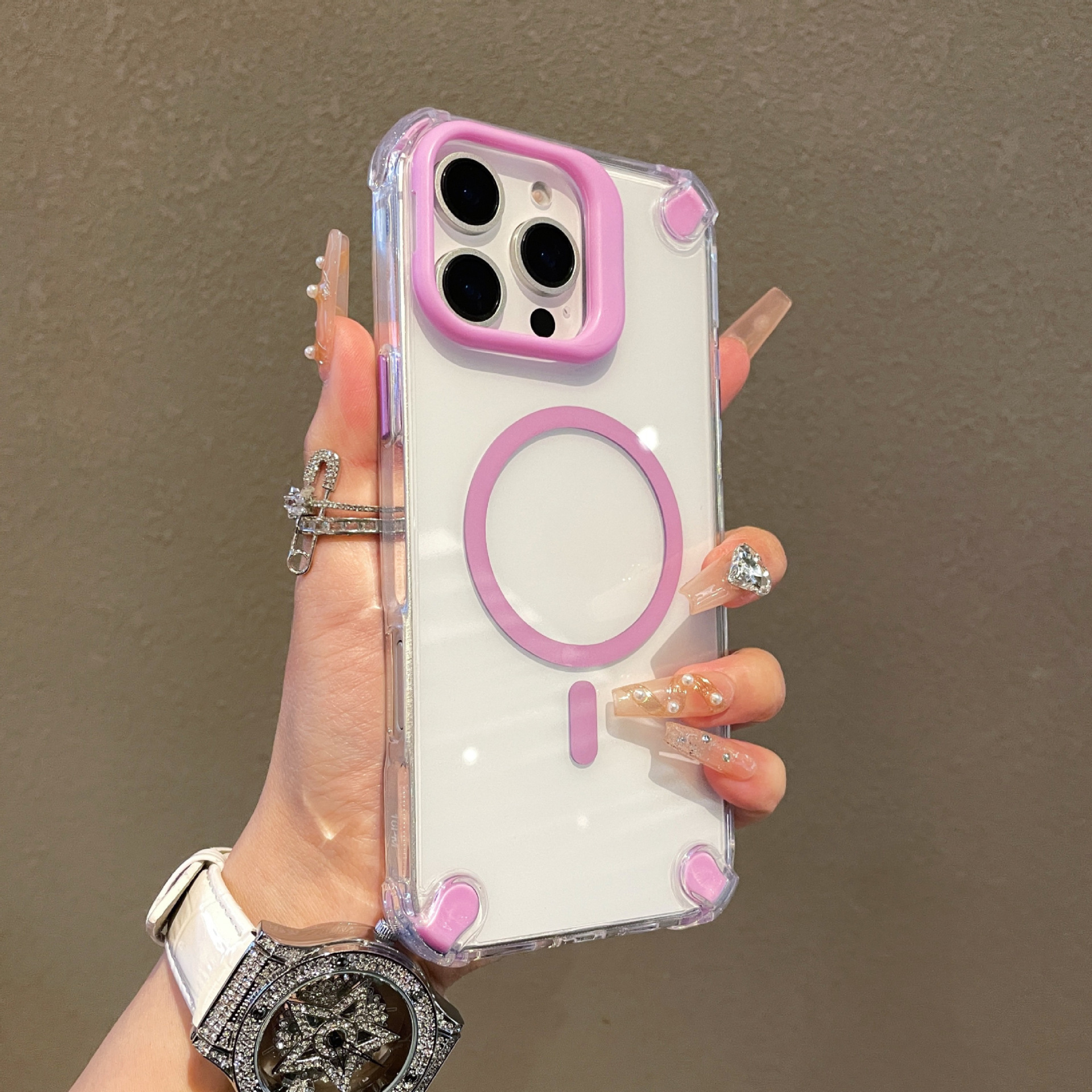 El soporte de lente magnética simple y transparente es adecuado para la carcasa del teléfono móvil Apple 15 16ProMax de cuatro esquinas iPhone14 nuevo