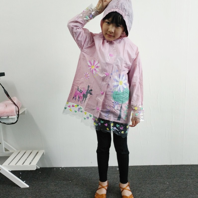 Exquisite Girls Short Pvc Children's Raincoat Reusable Children's Raincoat 1-10 Years Old Girls Raincoat