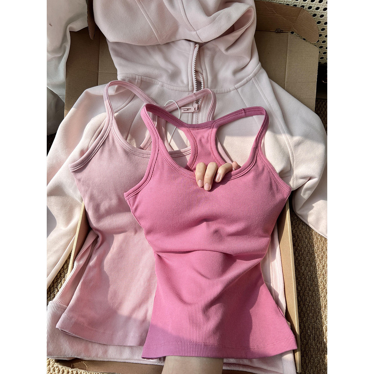 Fuchsia summer removable base top with cups