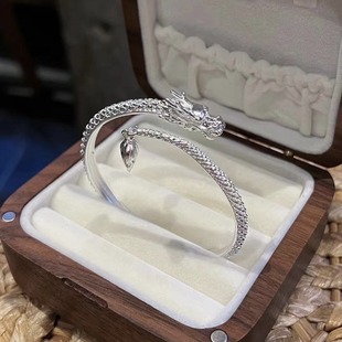 �����[β���C��y���L��Ů��H��ٴ��_�ڿ��{���y�C�ӱ���؛Դ