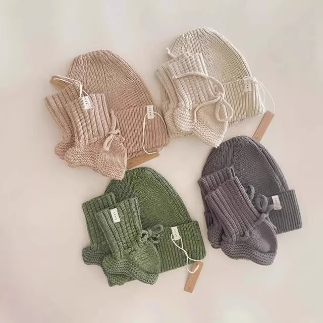 Ins Socks Newborn Socks Handmade Wool Ball Socks Knitted Wool Handmade Socks Toddler Socks Wool Ball Toddler Boots