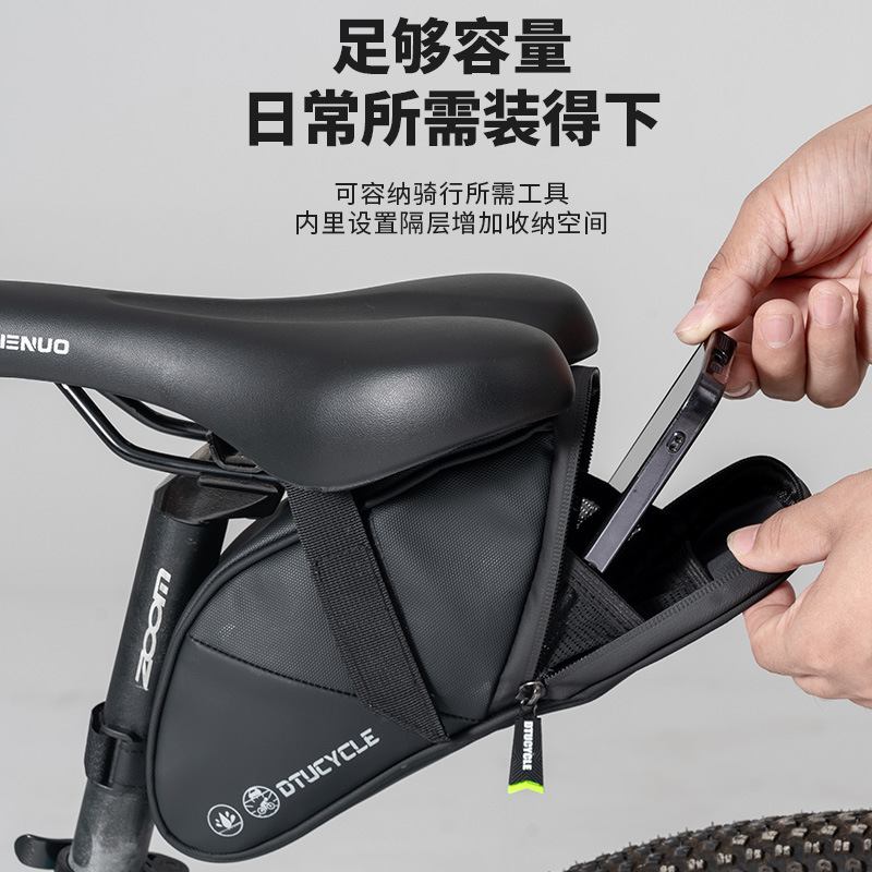 Pu Leather Waterproof Road Bike Tail Bag with the Ability to Attach a Tail Light, Large Capacity for Storing Items, Suitable for Bicycle Seat Post or Saddle Bag