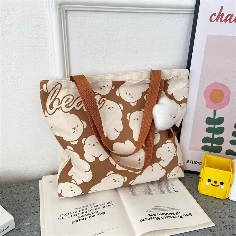 베이지 지방 곰 구름 펜던트