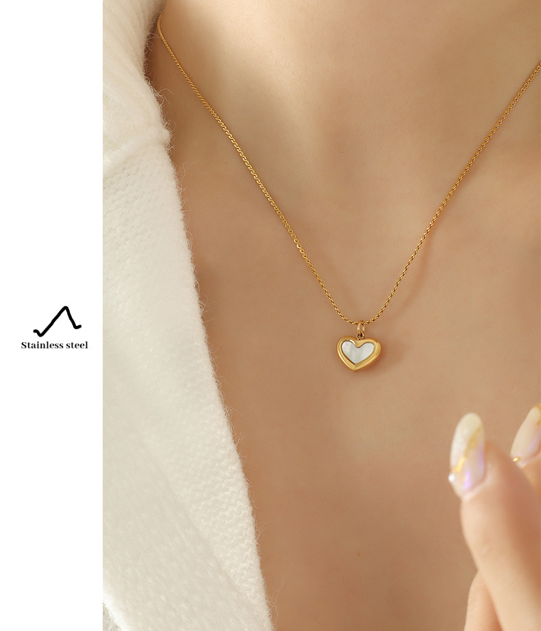 Set collana e bracciale con conchiglia a cuore tre pezzi_voghion.com