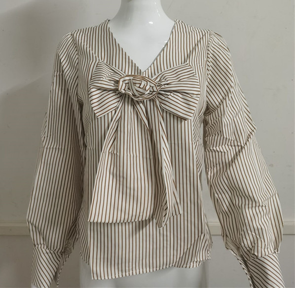 女性のストライプvネックの蝶結びの長袖のシフォンのシャツの女性の夏の日焼け止めのシャツのデザイン感の小さい大衆の上着|undefined