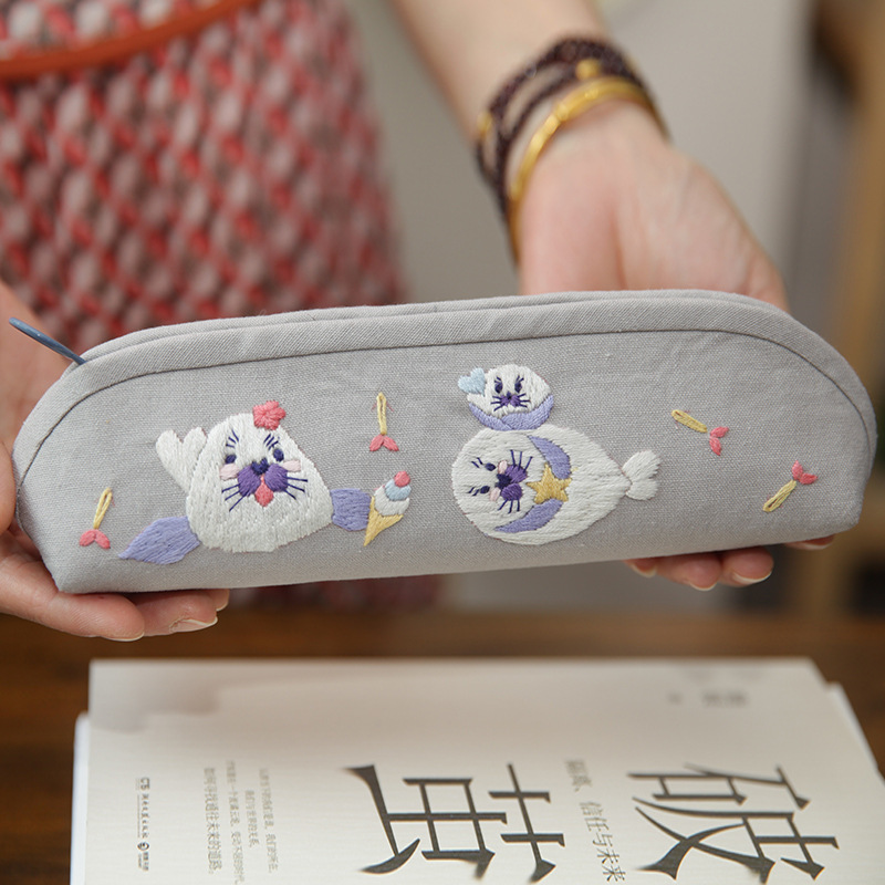Estilo nacional retro bolsa de cosméticos bordado hecho a mano DIY caja de lápices de la joyería bolsa de bordado Estudiante Adulto cremallera bolsa artística