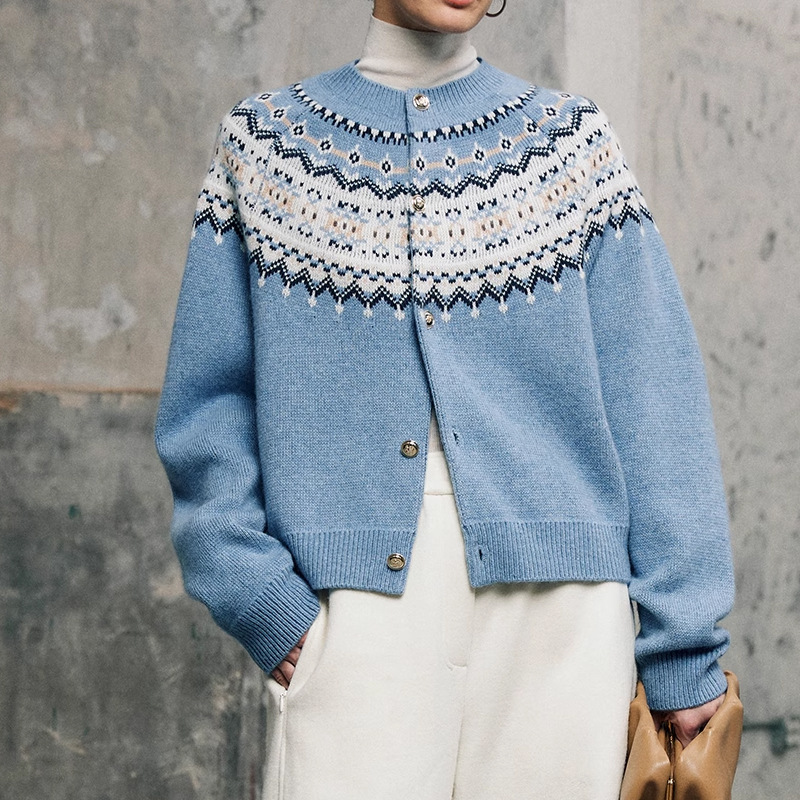 Open KEI soft waxy young lamb hair fluffy warm fair island jacquard raglan sleeve knitted cardigan short waistcoat autumn and winter